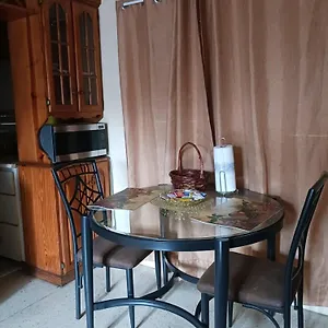  Apartment Chelsea Manor Jamaica
